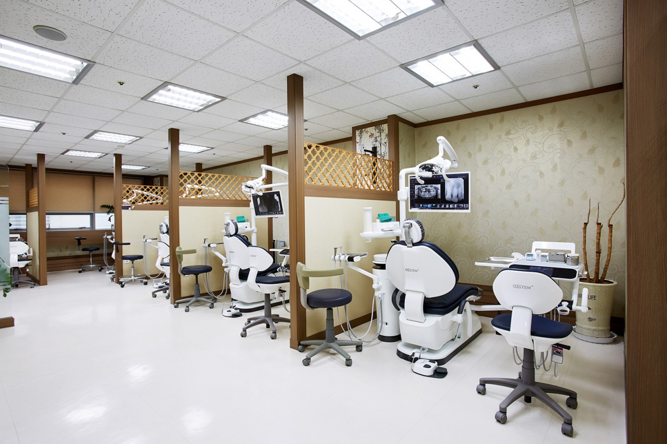 왕플란트치과 관악점