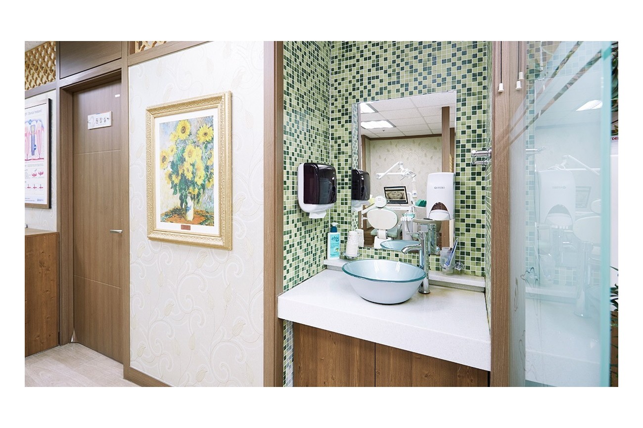 왕플란트치과 관악점